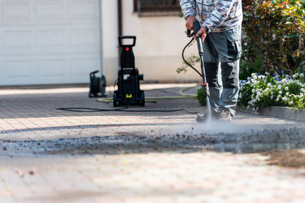 Why Choose Our Certified Pressure Washing Experts for Your Project Needs in Willcox, AZ?